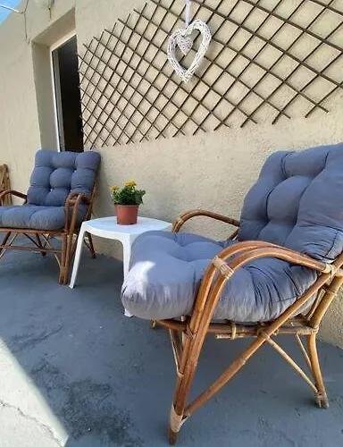 Poppy's House Дом отдыха